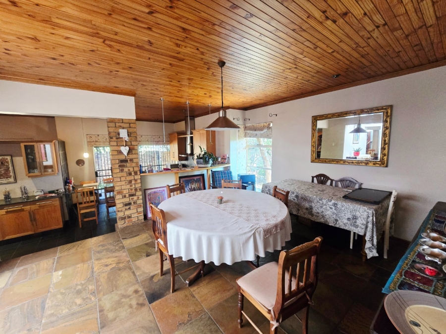 4 Bedroom Property for Sale in Heuwelsig Free State